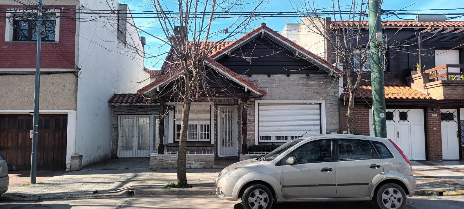 50% del INMUEBLE sito en calle JUJUY  N° 3056 de MAR DEL PLATA. OCUPADO.