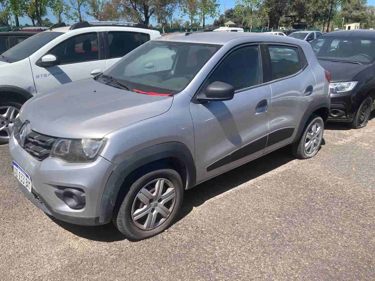 Automotor  Marca: RENAULT, Modelo: KWID ZEN 1.0, Dominio: AD933BM.-