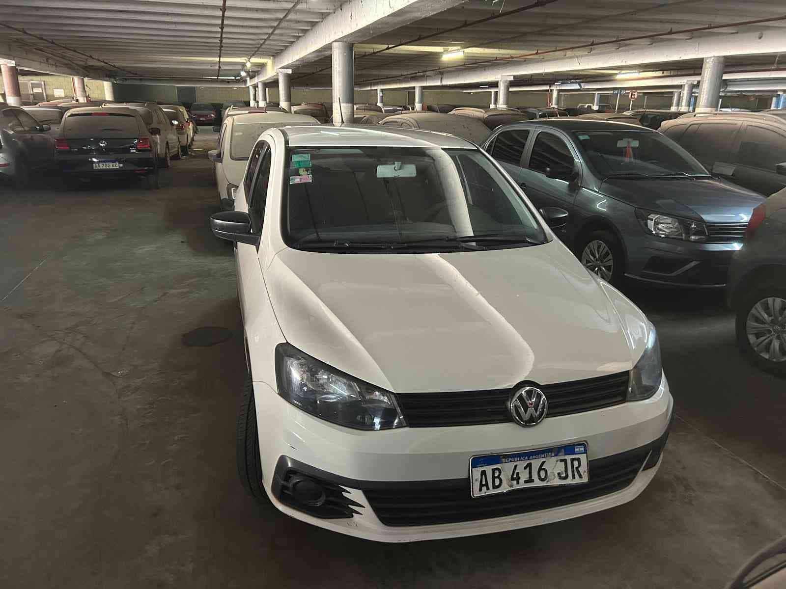 Automotor VOLKSWAGEN SEDAN 5 PUERTAS,  GOL TREND 1.6 MSI, dominio N° AB416JR.