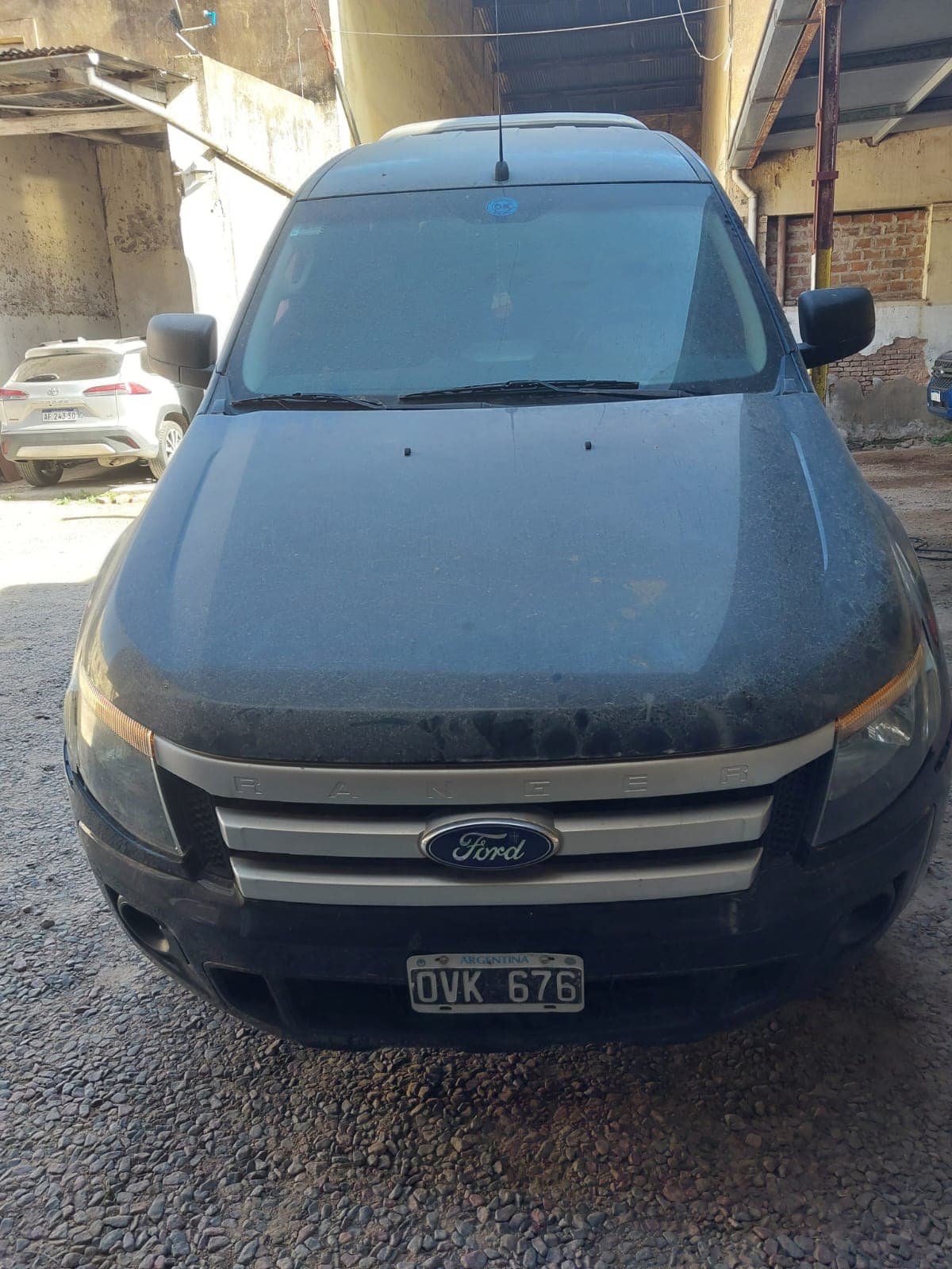 automotor Ford Ranger 4x2 AT 2015.-