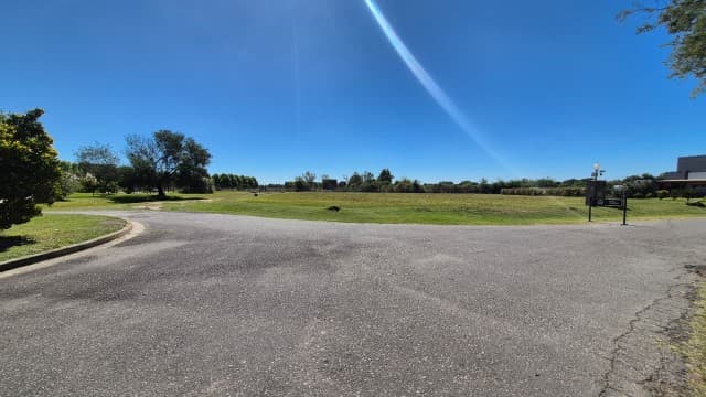 100% INMUEBLE, DESOCUPADO Lote de Terreno en Haras San Pablo Club de Campo Gral. Rodriguez