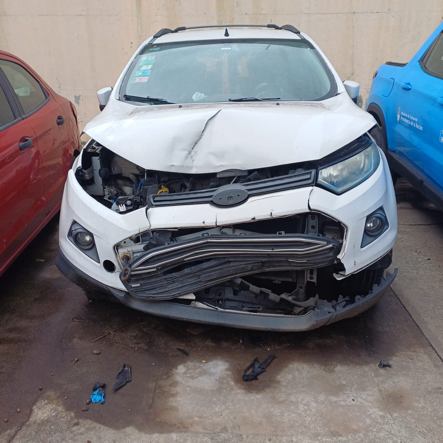 Automotor marca Ford Ecosport 1.6 MT N, rural 5 puertas, dominio AA 232 CX, año: 2016.
