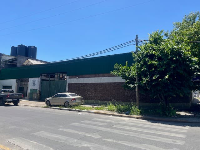 EN DÓLARES- SAN JUSTO- OCUPADA- PLANTA INDUSTRIAL CON MAQUINARIAS- PCIA. DE BUENOS AIRES