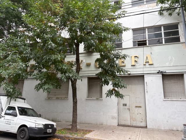 EN DÓLARES- VÉLEZ SARSFIELD- PLANTA INDUSTRIAL- C.A.B.A.