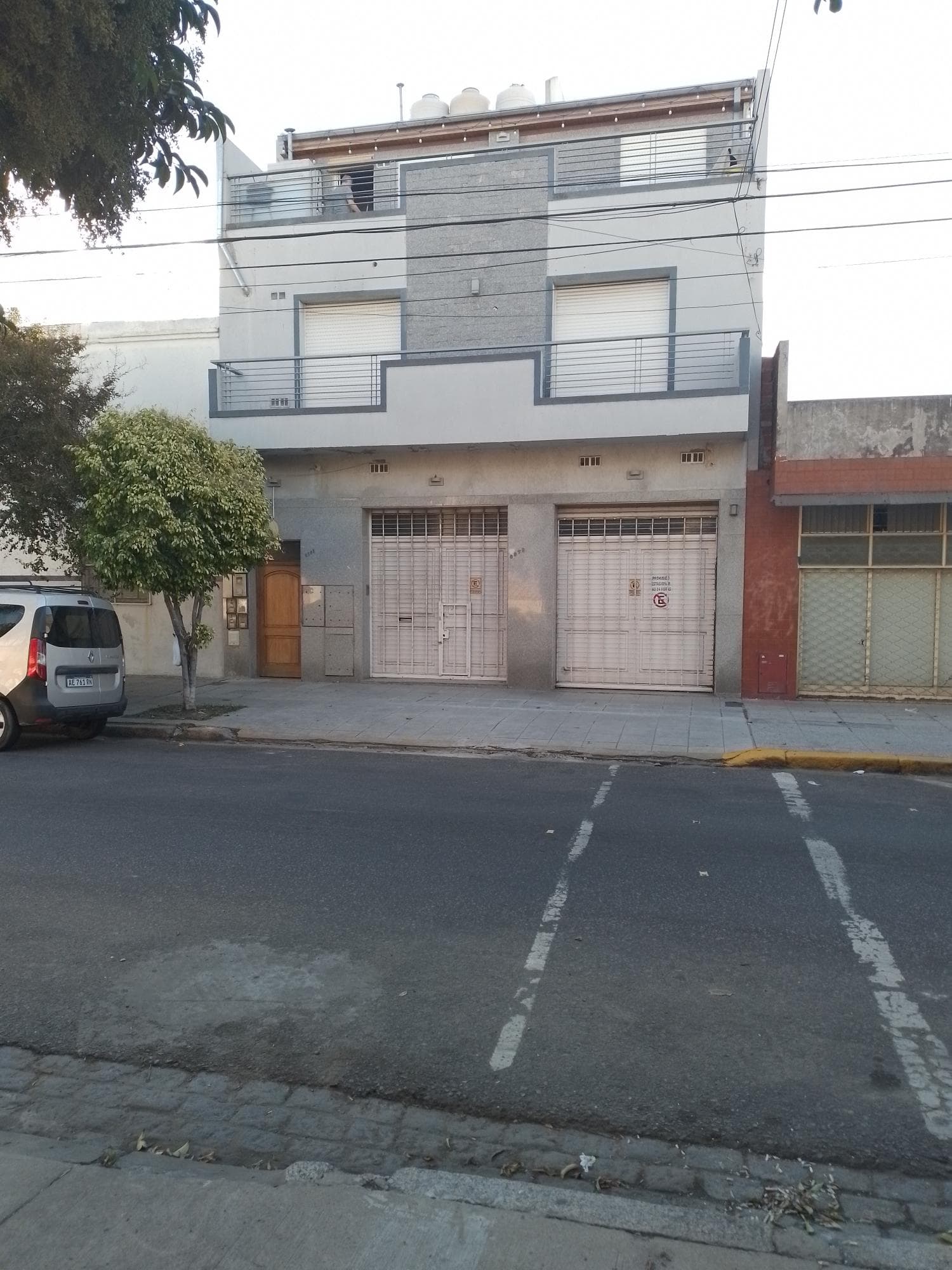 EN DÓLARES- LINIERS- 10/21 INDIVISO (47.619%)- GALPÓN Y DEPARTAMENTOS- C.A.B.A.-