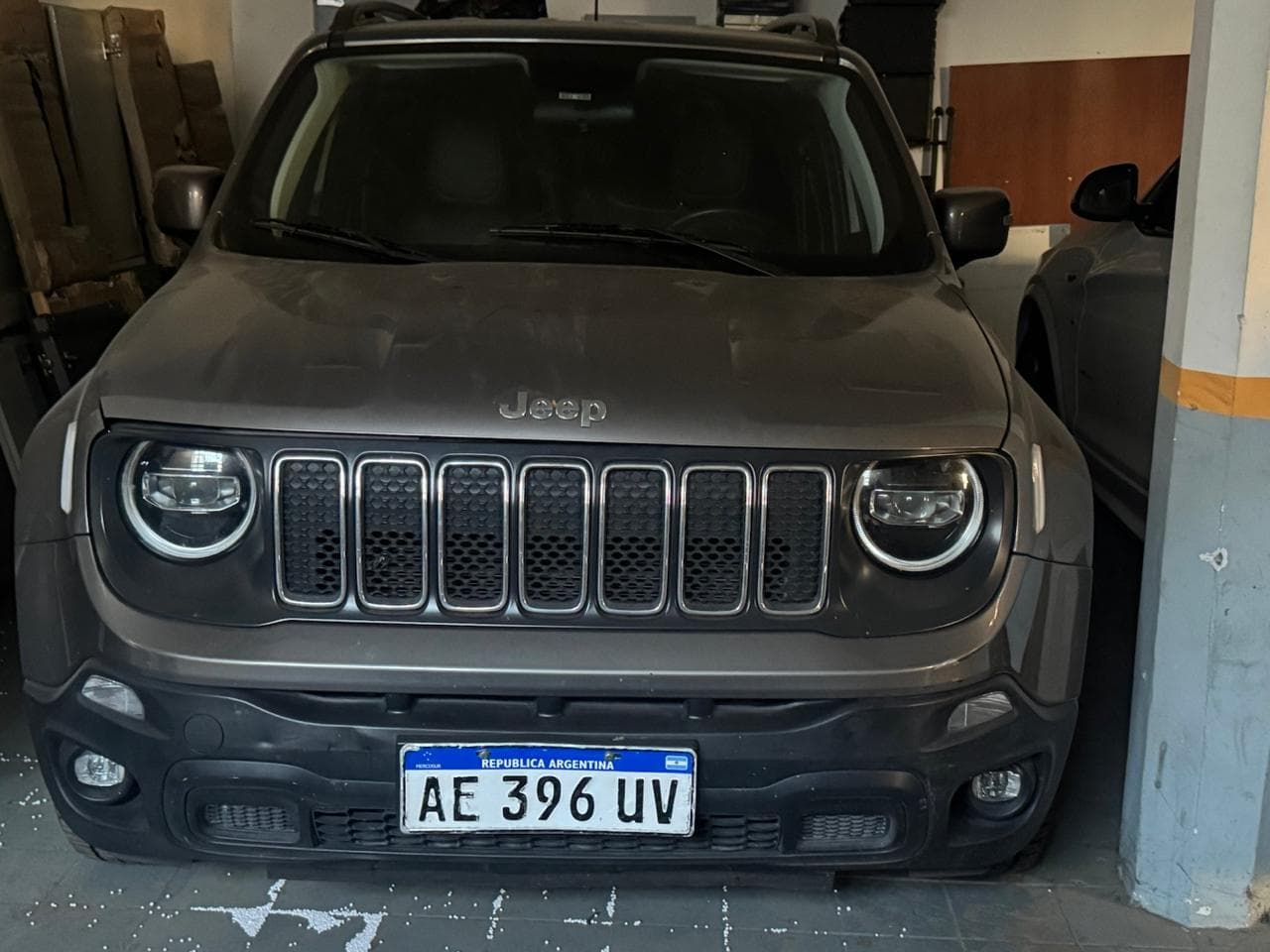 EN DOLARES- AUTOMOTOR- JEEP RENEGADE LONGITUDE 1.8 L AT6- AÑO 202- ESTADO EXCELENTE