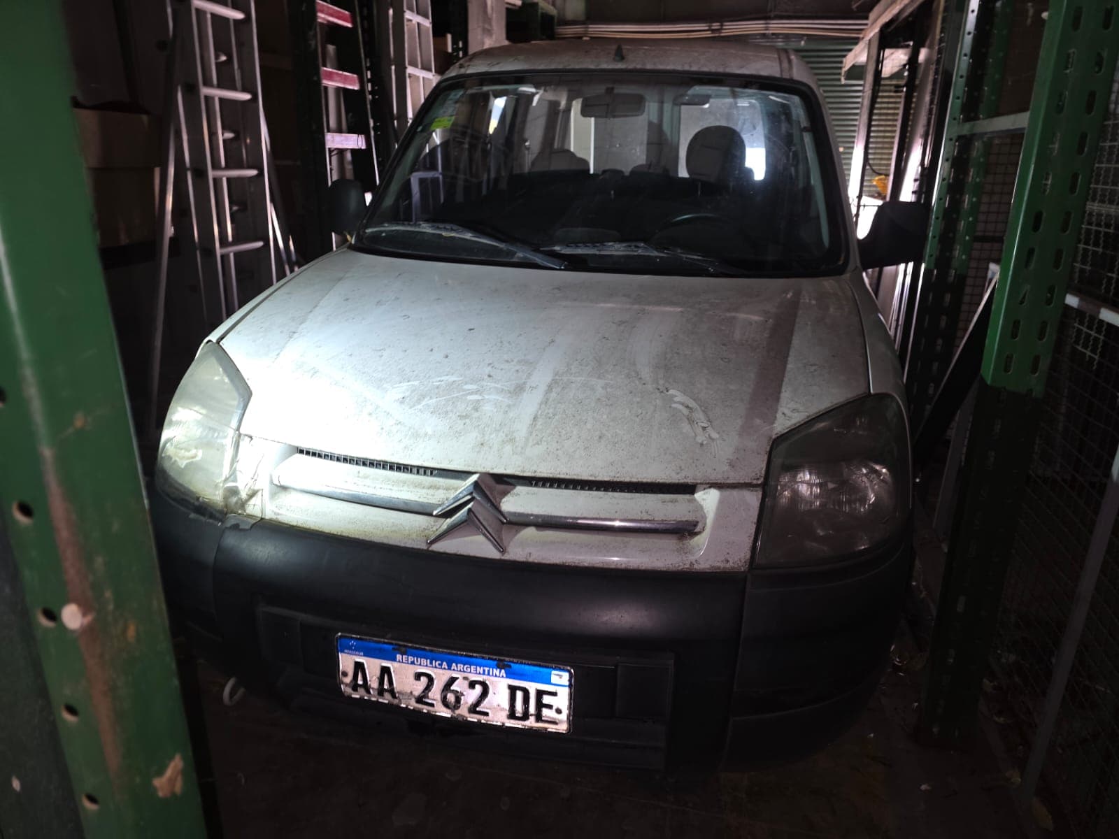 AUTOMOTOR  CITROEN BERLINGO FURGON 1,6 HDI BUSINESS MIXTO- AÑO 2015- BUEN ESTADO-