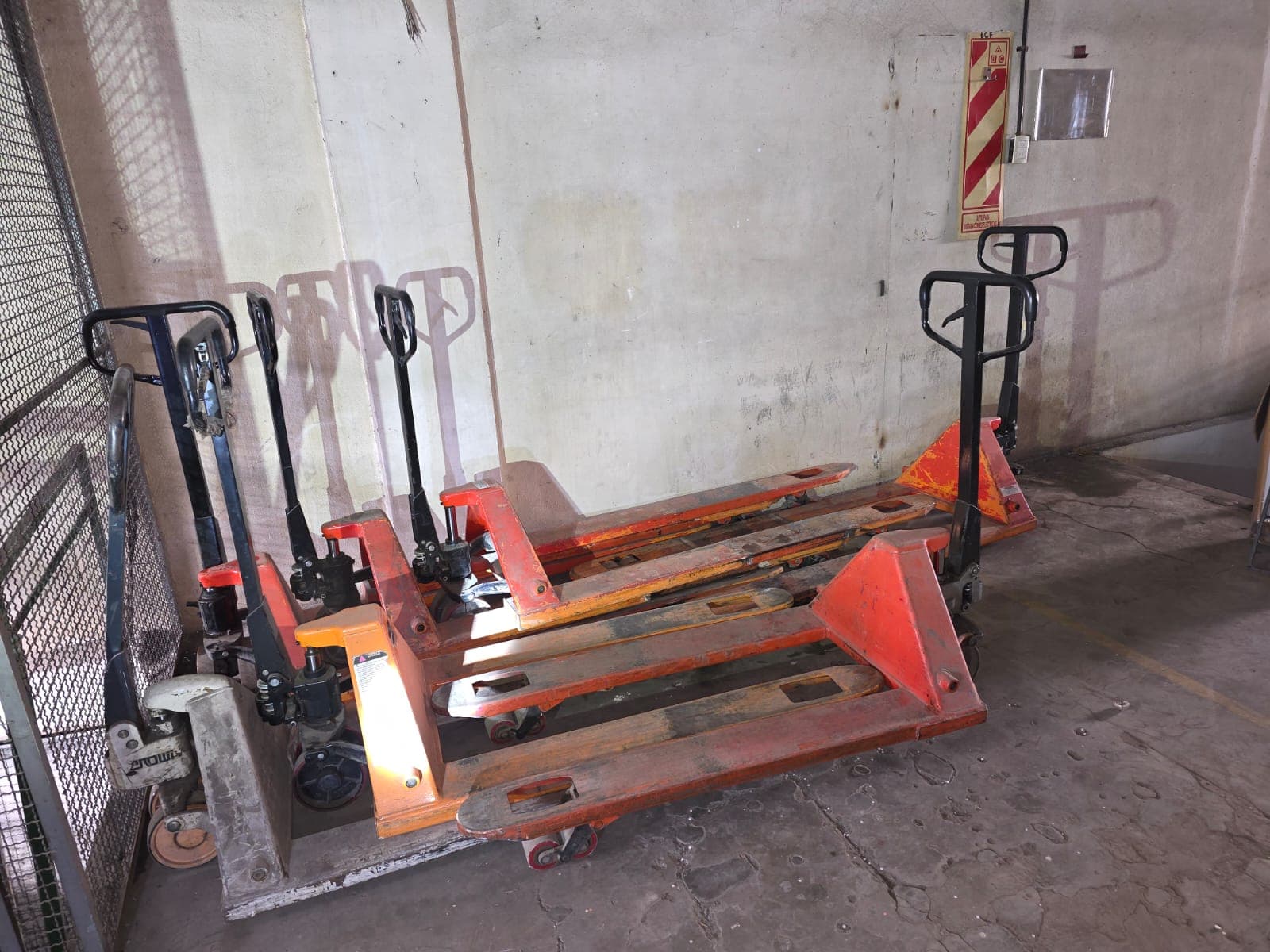 BIENES MUEBLES- VARIOS- USADOS-