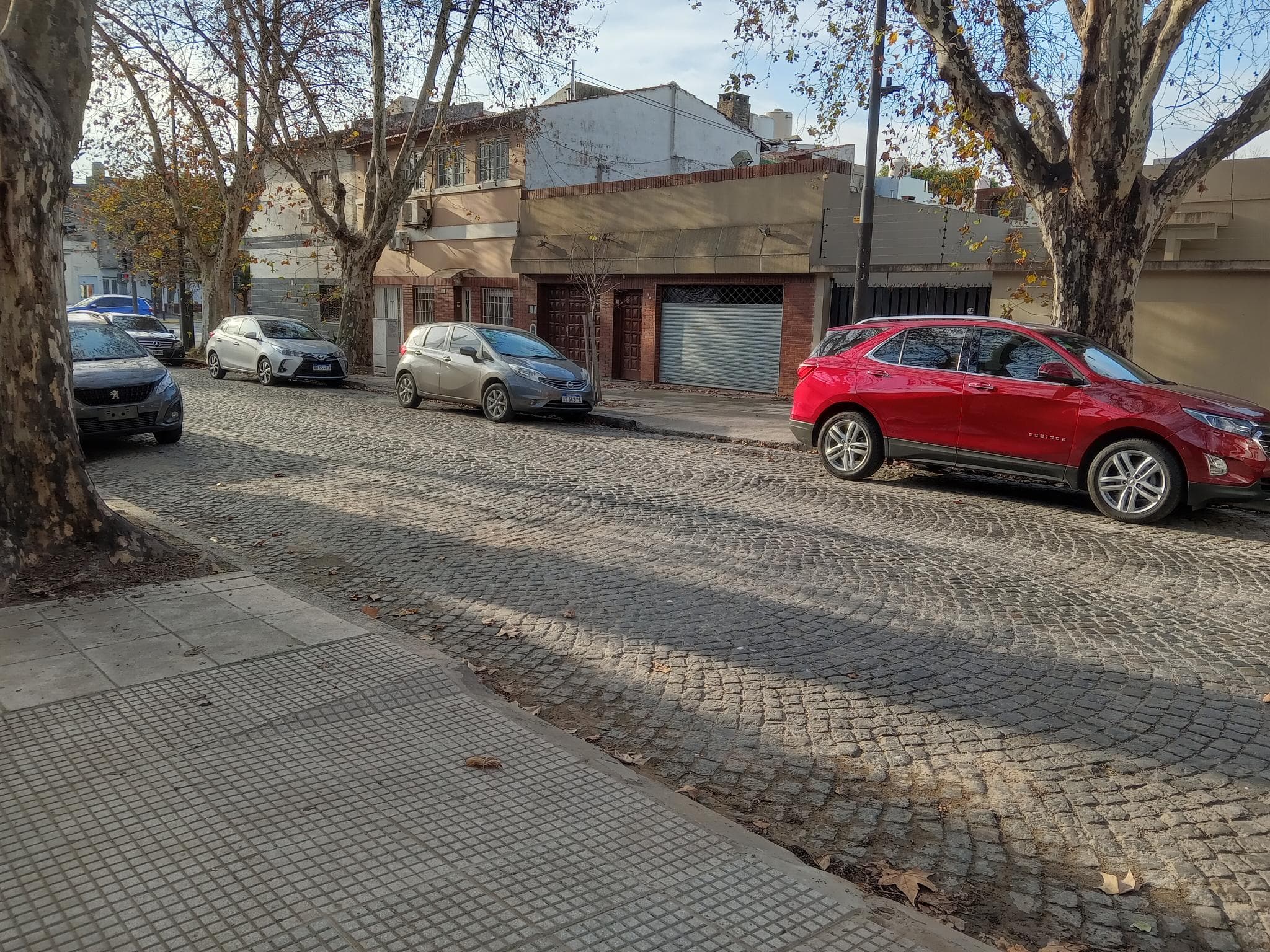 EN DÓLARES- VILLA DEVOTO- CASA- 4 AMB. C/GARAJE- OCUPADO- C.A.B.A.