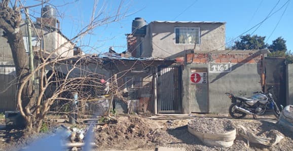 EN DÓLARES- MALVINAS ARGENTINAS- CASA EN LOTE PROPIO- OCUPADA- PCIA. BS. AS.