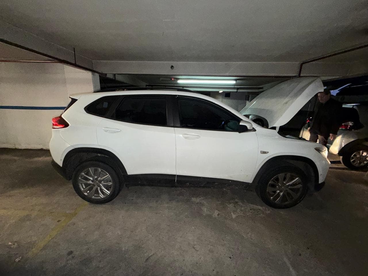 AUTOMOTOR- CHEVROLET TRACKER 1.2 T  AT LTZ- TIPO RURAL 5 PUERTAS AÑO 2021- MUY BUEN ESTADO-