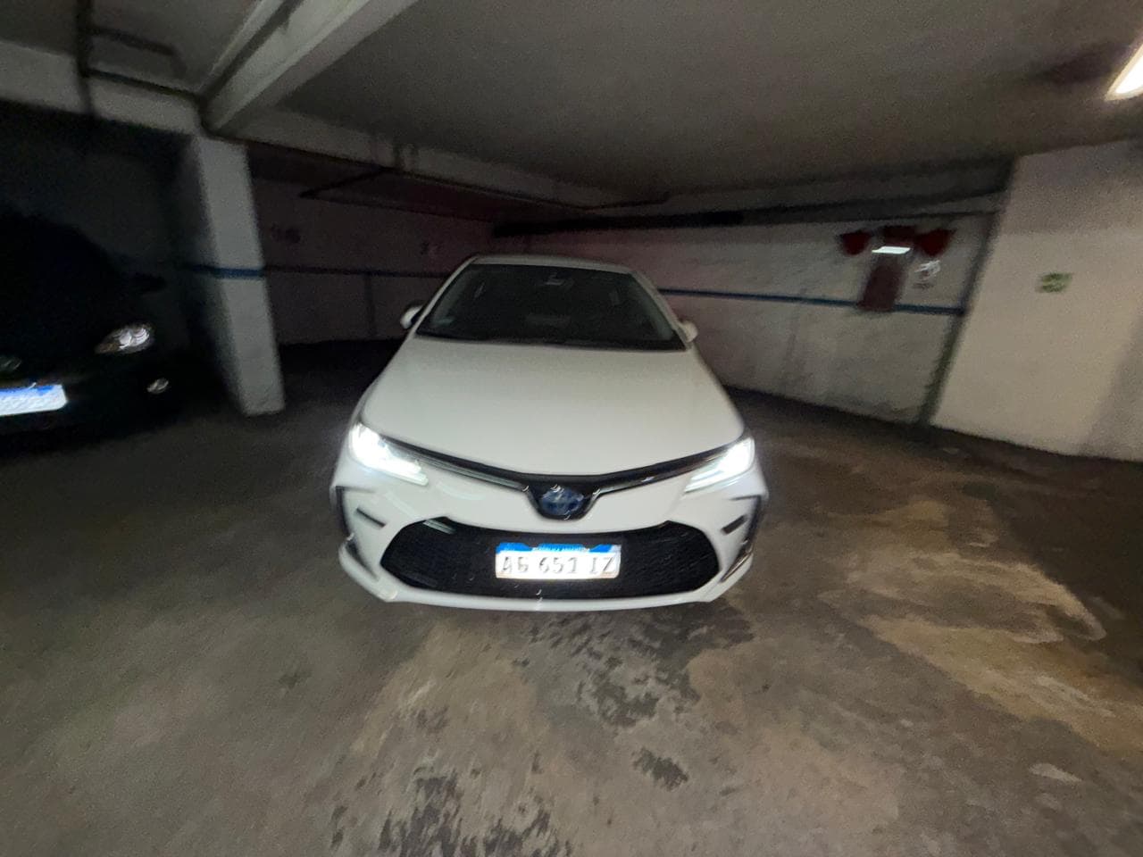 AUTOMOTOR TOYOTA COROLLA HEV XEI ECVT- AÑO 2024- EXCELENTE ESTADO-