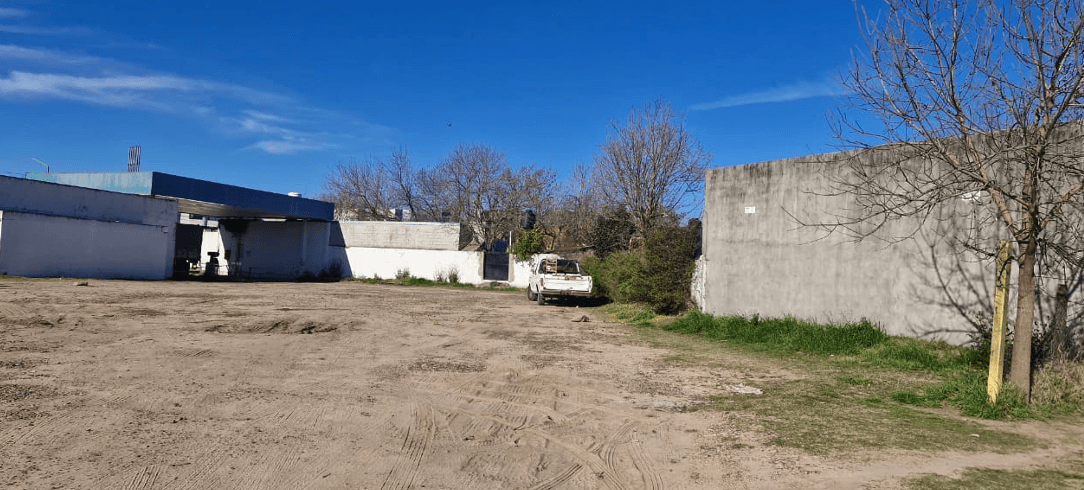 EN DÓLARES- GUALEGUAYCHÚ- C/EST. DE SERV. ABANDONADA- PCIA. ENTRE RIOS-
