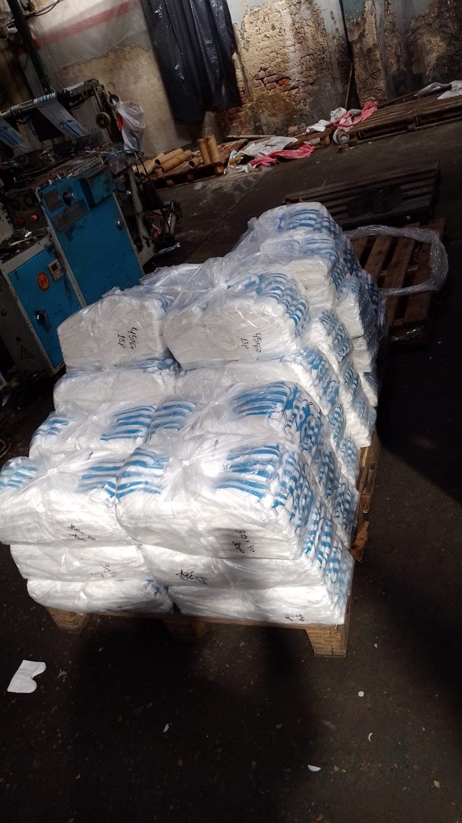 BOLSAS Y MATERIA PRIMA