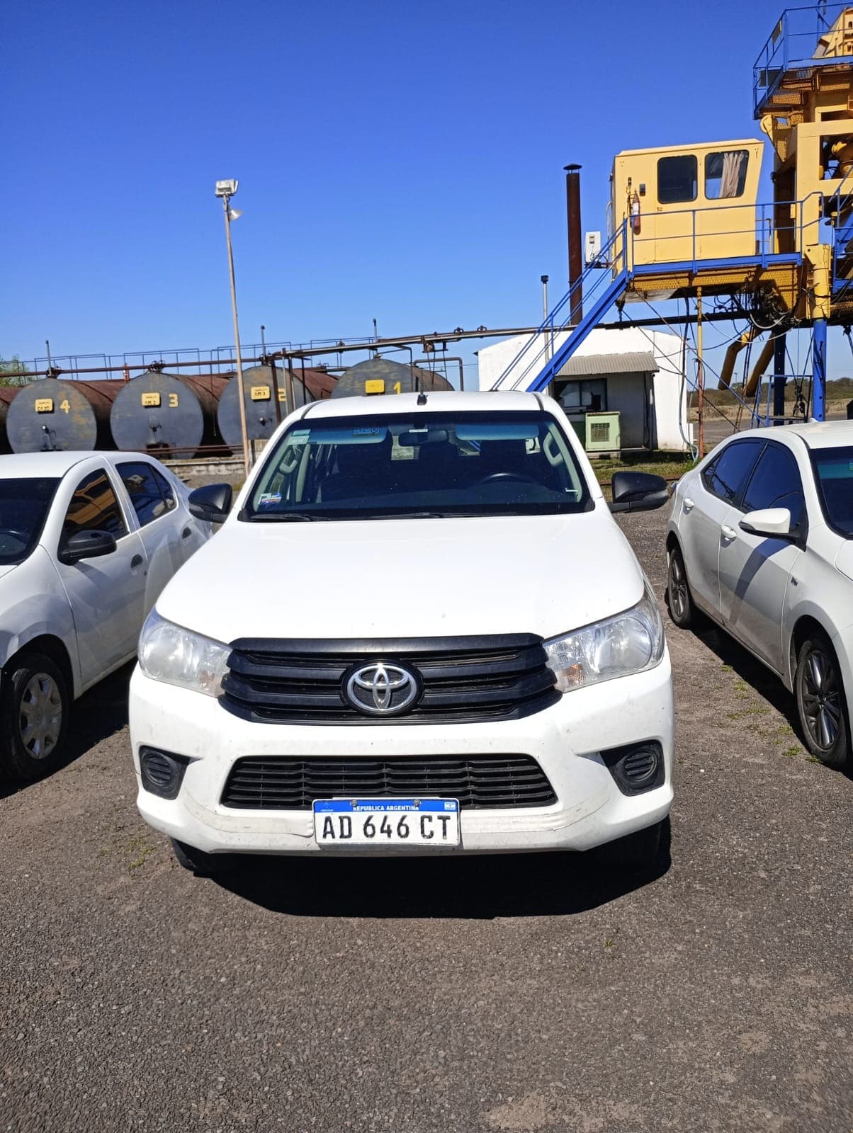 AUTOMOTOR- TOYOYA HILUX 4X2 D/C DX 2.4 TDI 6M/T- PICK-UP- AÑO 2019-