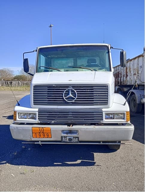 CAMIÓN C/ CABINA C/TANQUE REGADOR-MERCEDES BENZ-BM386 VERSION 1633- AÑO 1995- ESTADO BUENO-