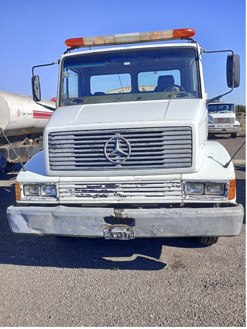 CAMIÓN C/ CABINA C/CISTERNA-MERCEDES BENZ-L 1218/48- AÑO 1997- ESTADO BUENO