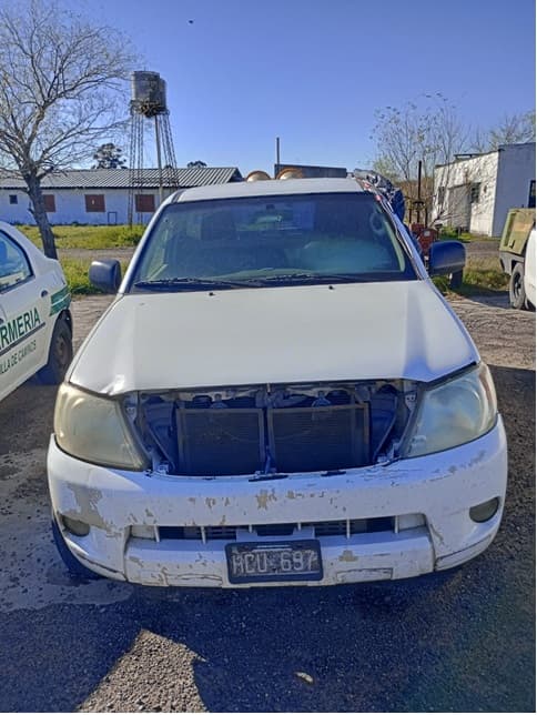 AUTOMOTOR- TOYOTA HILUX 4X2 CABINA SIMPLE DX 2.5TD CABINA- PICK-UP- AÑO 2008-
