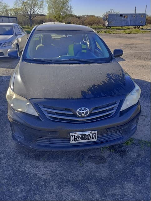 AUTOMOTOR- TOYOTA COROLLA XEI 1.8 M/T- TIPO SEDAN 4 PUERTAS- AÑO 2013-ESTADO BUENO-