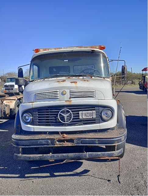 CAMIÓN C/ CABINA C/TANQUE REGADOR-MERCEDES BENZ-L 1514/42 - AÑO 1981- ESTADO MALO-