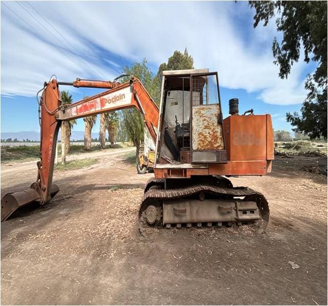 EXCAVADORA HIDRÁULICA POCLAIM 888 CA...
