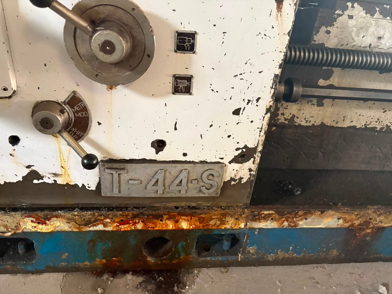 TORNO PARALELO, MARCA WECHECO  T-44S...